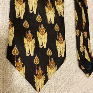 Konark 100% Pure Silk Men’s Tie Elephant India inspired Design Black  Gold Brown